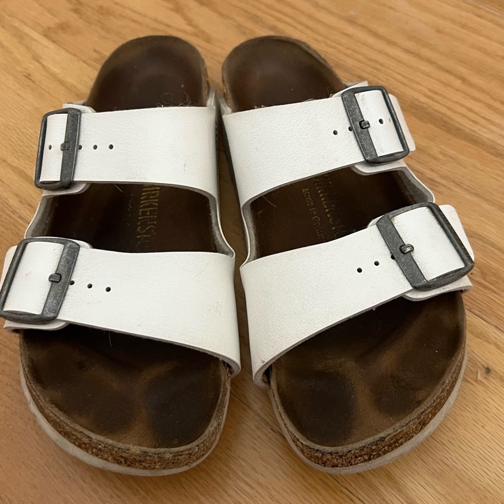 Birkenstocks Arizona women’s white